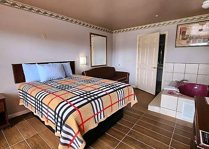Hotel Oyo Benbrook & 2*